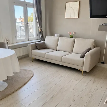 Maison Lumiere - Private Rooftop Terrace Apartment