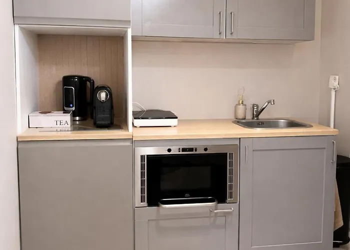 Maison Lumiere - Private Rooftop Terrace Apartment *